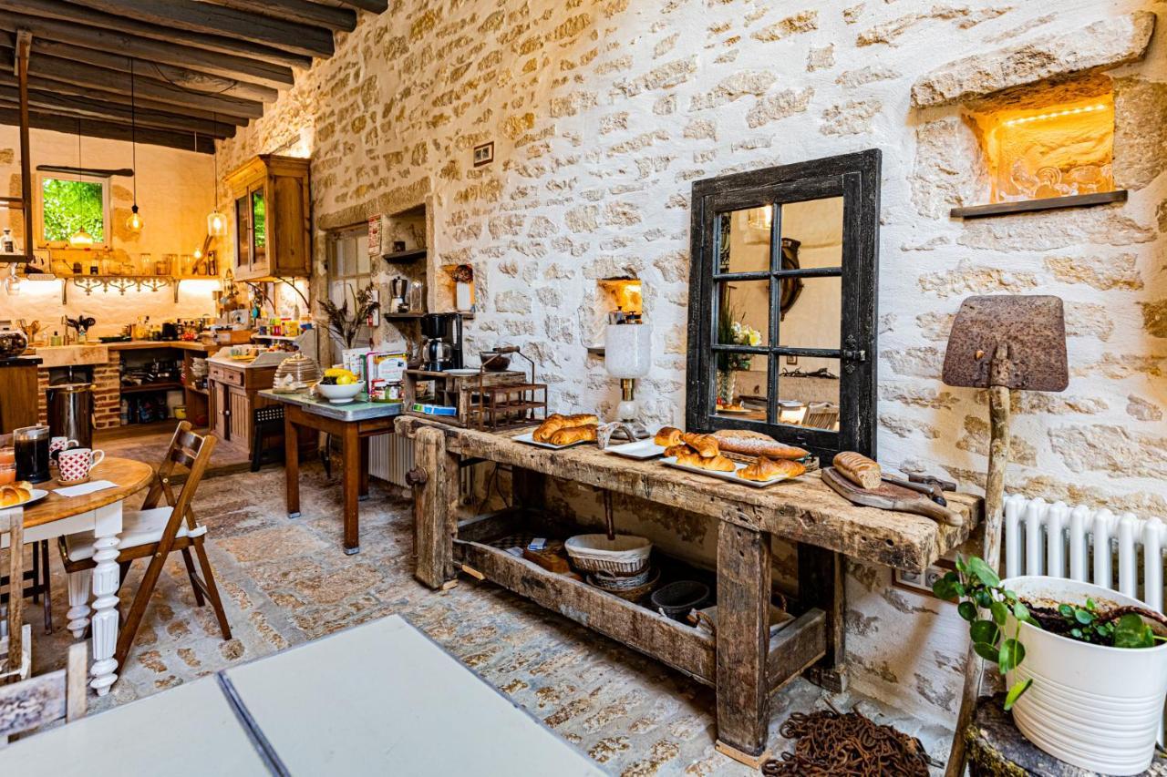 Bed and Breakfast Le Domaine Des Carriers Chevroches Екстер'єр фото